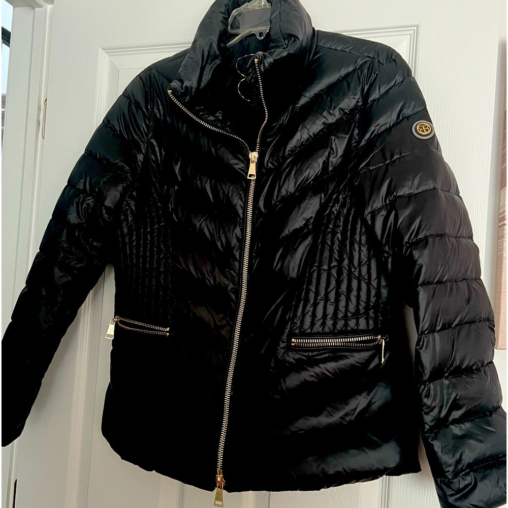 Puffer coat.